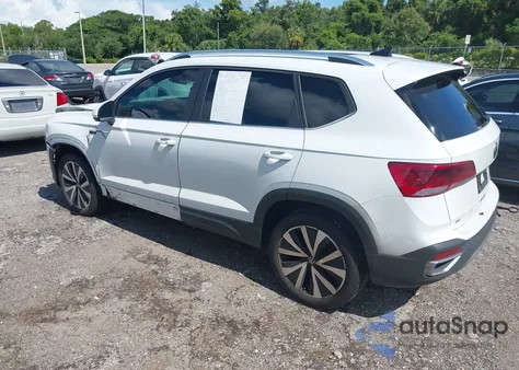 2022 Volkswagen Taos 1.5T Se из США, поврежденный, VIN 3VVLX7B28NM067290